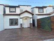 renta casa amueblada con alberca hacienda del pilar