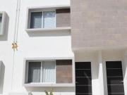 RENTA CASA AMUEBLADA en JARDINES DEL SUR 05 CANCUN