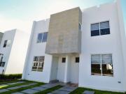 RENTA Casa Amueblada en SENDAS Residencial por...