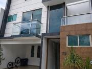 RENTA CASA AMUEBLADA, LOMAS DE ANGELOPOLIS. PUEBLA