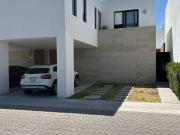 Casa en Renta Amueblada en Altos de Juriquilla