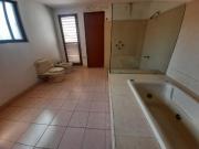 Renta casa cerca de Prolongación Montejo en Colonia...