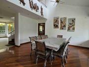 RENTA CASA CUMBAYÁ LA VIÑA