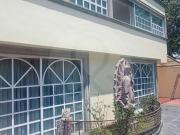 Renta casa de lujo, remodelada con jardín en Lomas de...