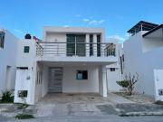 RENTA CASA EN ALTABRISA
