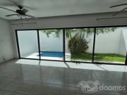 CASA EN RENTA, 3 RECAMARAS, 3 BAÑOS, ALBERCA, EN AQUA BY...