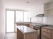 Renta Casa en Arboledas, mucha luz, a un paso de Centros...