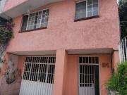 Renta casa en Bosques de Tarango