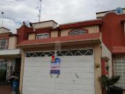 Renta casa en condominio Fraccionamiento las Américas...