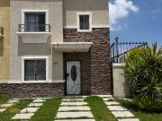 Renta Casa en Esquina en Privada de Los Viñedos