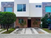 Renta casa en La Cima Con roof Garden Techado