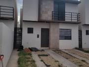 Renta Casa en las lunas ! al norte cerca UACH!