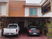 renta casa en privada puerta de hierro