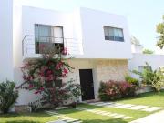 Renta casa en residencial Jade