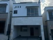 RENTA CASA EN SANTA CATARINA N.L. REAL DEL VALLE PRIVADA