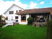 RENTA CASA HERMOSA, EN QUITO TENIS VISTA Y JARDINES AMPLIOS