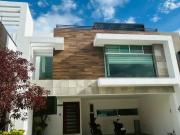 RENTA Casa lomas de Angelopolis