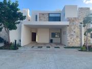 Renta casa Mérida en cierzo residencial Margaritas Cholul Renta casa Mérida en cierzo residencial Margaritas Cholul