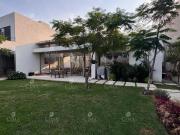 RENTA CASA MINIMALISTA CON VISTA A LOS VOLCANES EN...