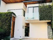 RENTA CASA MODERNA EN LOMAS DE ANGELOPOLIS. PUEBLA