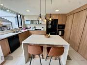 Renta casa NO adosado CON LINEA BLANCA 3 dorm. Tumbaco