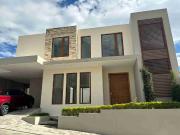 Renta casa nueva conjunto cerrado 3 dormitorios