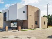 RENTA / CASA NUEVA EN SANTA BARBARA AGS