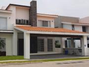 Renta Casa Paraíso Country Club, E. Zapata