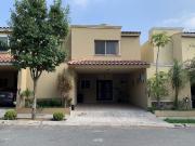 Renta Casa PRIVADAS PORTAL CUMBRES Super Equipada...