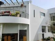 Renta casa sector Embajada Americana, norte Quito