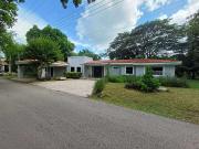 RENTA CASA SEMI AMUEBLADA UNA PLANTA CLUB DE GOLF LA CEIBA