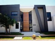 Renta de amplia casa amueblada y con paneles solares en...