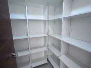 Renta de amplio departamento en el refugio