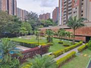 Renta de Apartamento en Loma de los Bernal, Medellín,...