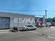 RENTA DE BODEGA CON USO DE SUELO COMERCIAL UBICADA EN...