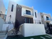 Renta de Casa 3 recámaras, 4 baños en San Marino Residencial