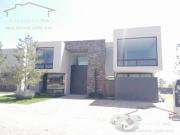 RENTA DE CASA 4 RECAMARAS EN LA CAMPIÑA DEL BOSQUE