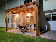 RENTA DE CASA AMUEBLADA EN JURIQUILLA SANTA FE CON...