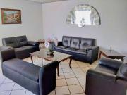 RENTA DE CASA AMUEBLADA EN LA MEJOR UBICACIÓN EN...