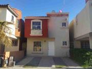 Renta de casa amueblada por 4 siglos