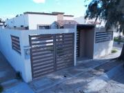 Renta de Casa con Patio y Aire Acondicionado en Villas...