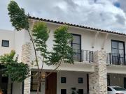 RENTA DE CASA DE 3 RECAMARAS EN SACROMONTE