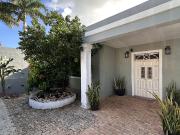 Renta de Casa de una Planta en el Centro Amueblado