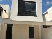 Renta de casa en Dominio Cumbres, Residencial Altrysa Renta de casa en Dominio Cumbres, Residencial Altrysa