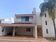 RENTA DE CASA EN EXCLUSIVO FRACCIONAMIENTO ? CENTRO SUR,...