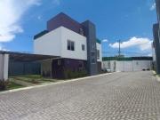 RENTA DE CASA EN FRACC. LOS ROBLES METEPEC