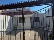 RENTA DE CASA EN JARDINES DEL VALLE