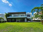 RENTA DE CASA EN JURICA privada REGENCY, MODERNA,...