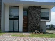 RENTA DE CASA EN LA CAMPI?A DEL BOSQUE RECAMARA EN...