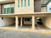 Renta de casa en Metepec con 4 habitaciones